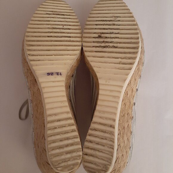Stuart Weitzman Lace-Up Espedrille Wedge - Picture 9 of 12